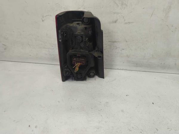 FEU ARRIERE DROIT CITROEN/PEUGEOT - Vue 2